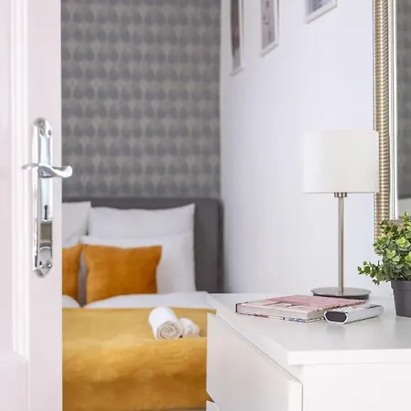 Exclusive Downtown Apartment In The Heart Of Budapest Exterior photo